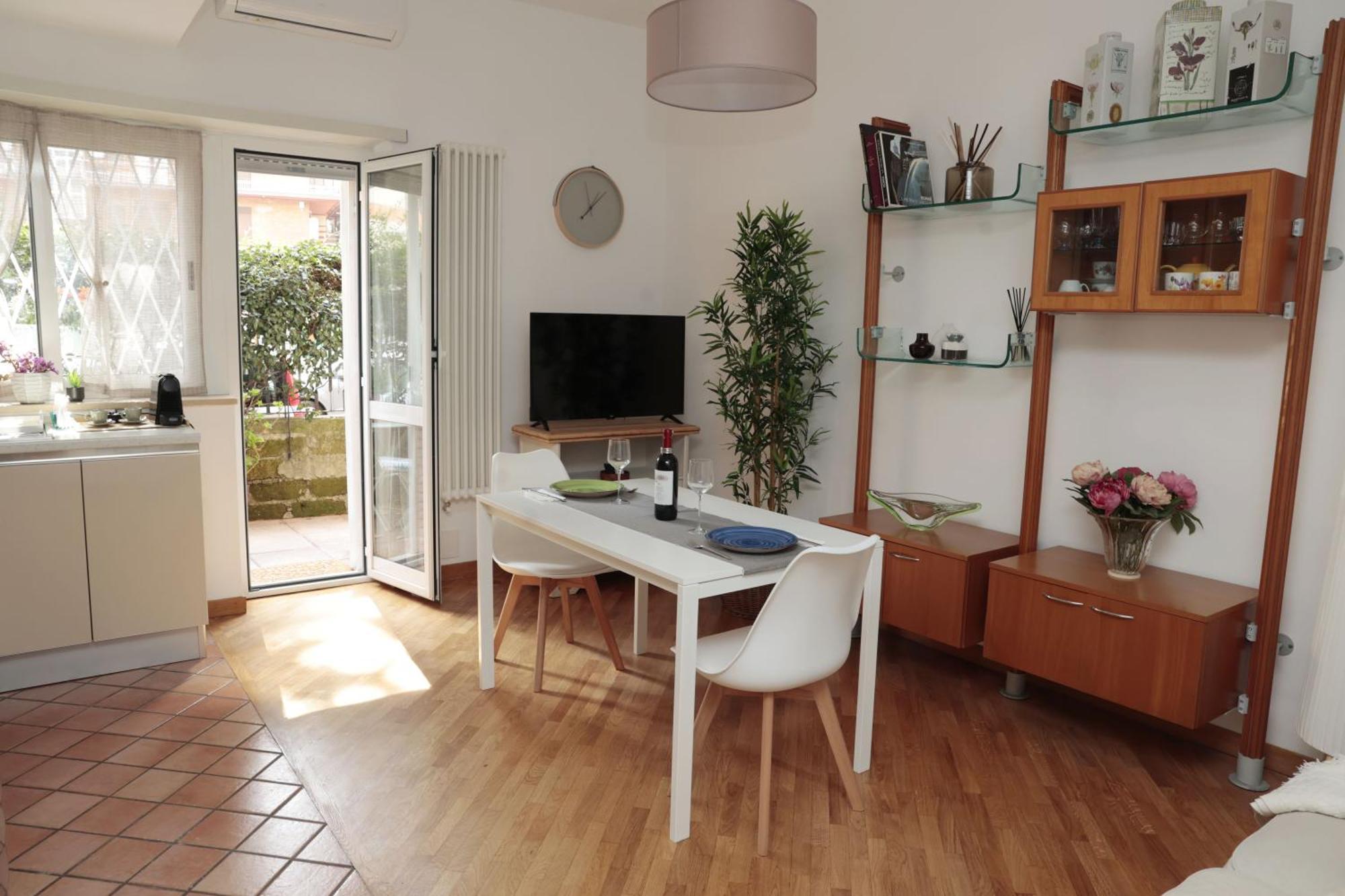 Appartamento Luminoso E Accogliente Con Giardino - Battistini