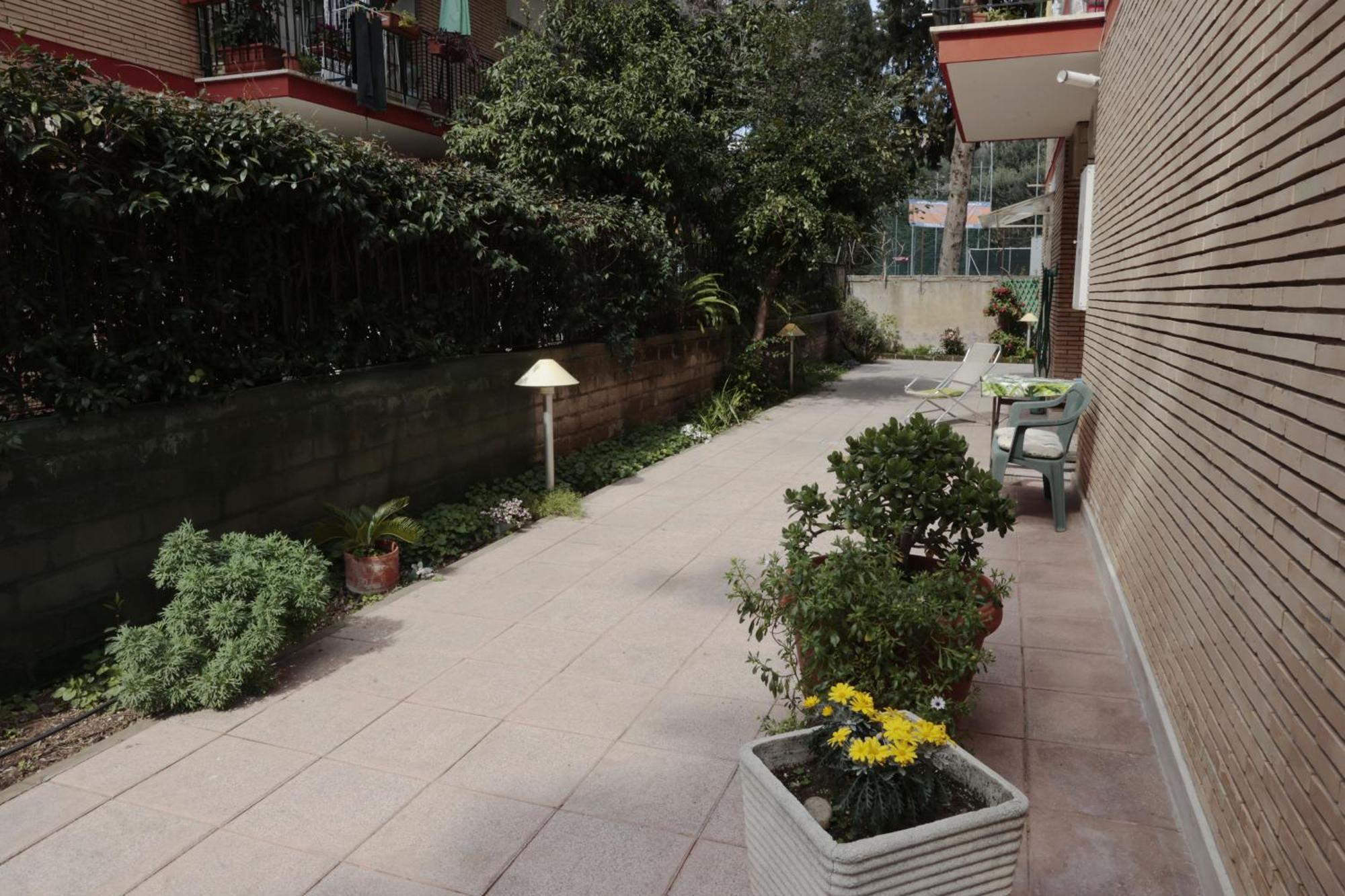 Appartamento Luminoso E Accogliente Con Giardino - Battistini *